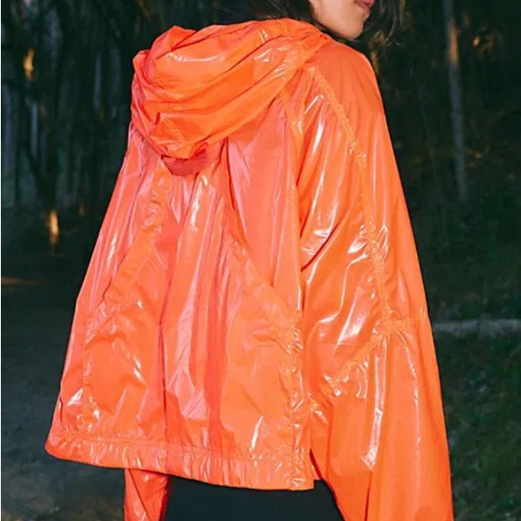 NWT: Free People FP Movement Dew Drop Packable Rain Jacket - Picture 3 of 12